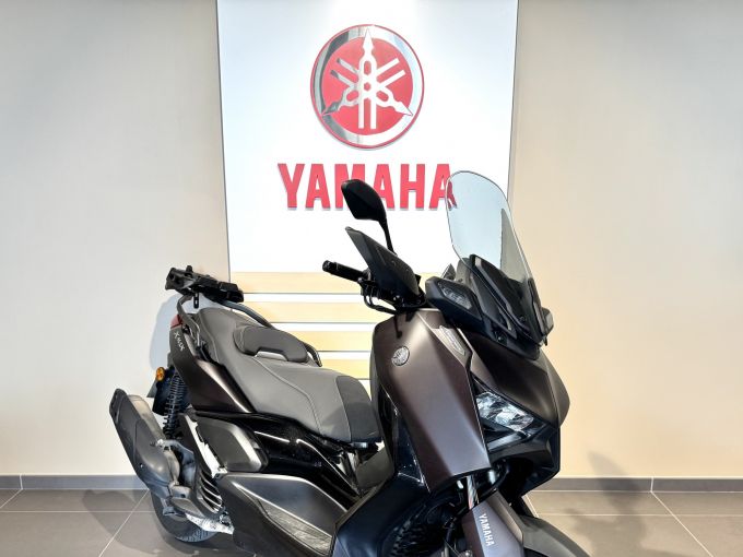 YAMAHA XMAX 125 TECH MAX 4