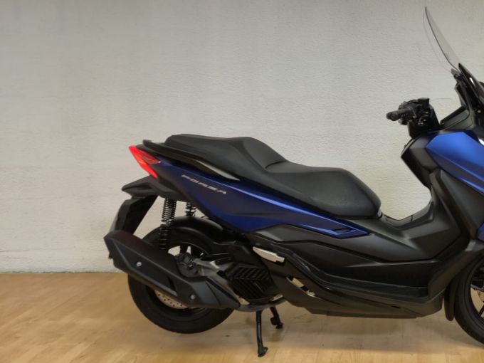 HONDA NSS FORZA 125 4