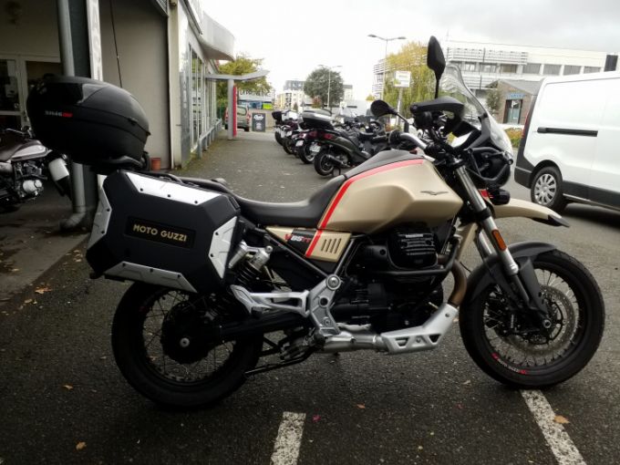 MOTO GUZZI V85 TT 4