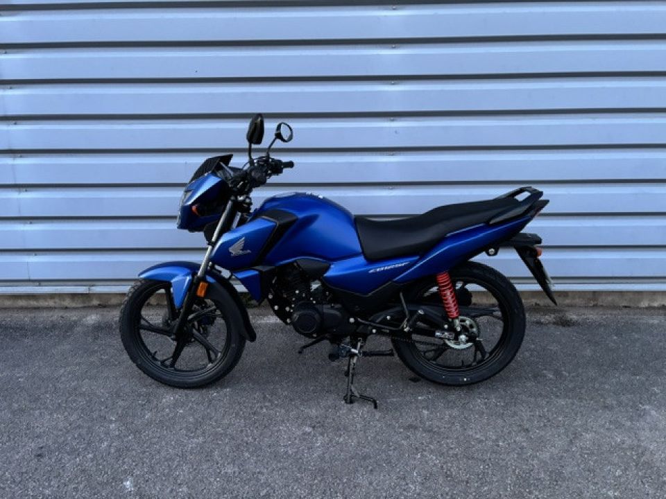 HONDA CBF 125 4