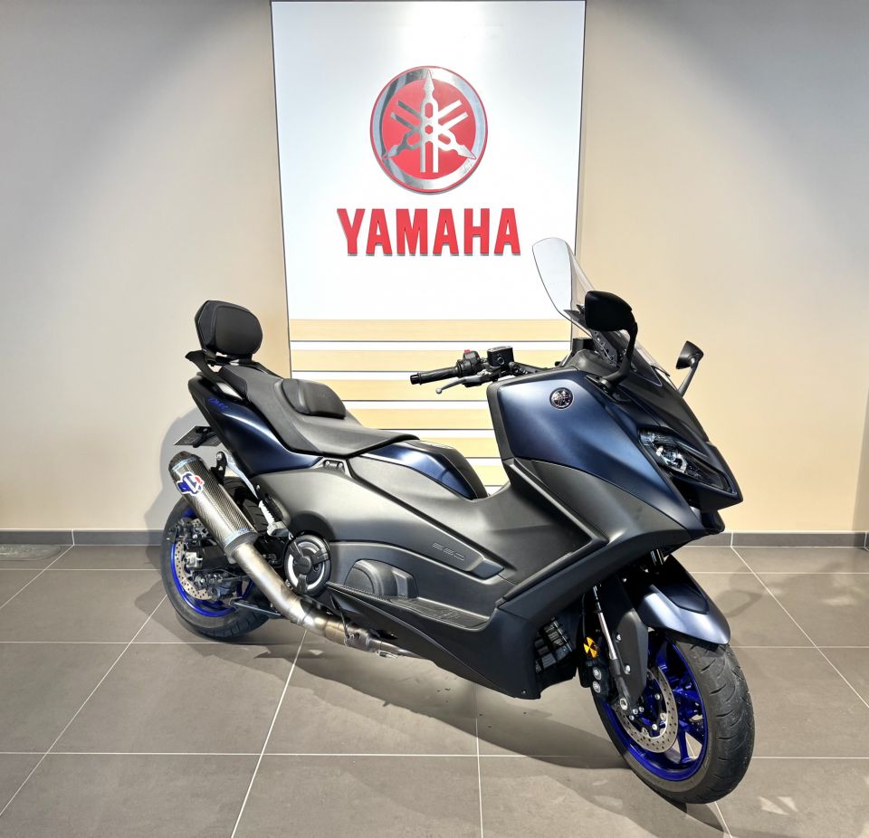 YAMAHA XP T-MAX 560 4