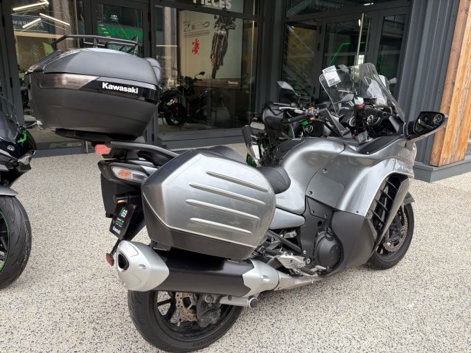 KAWASAKI GTR 1400 4