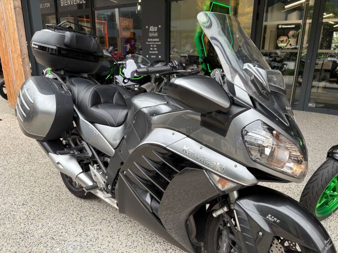 KAWASAKI GTR 1400 4