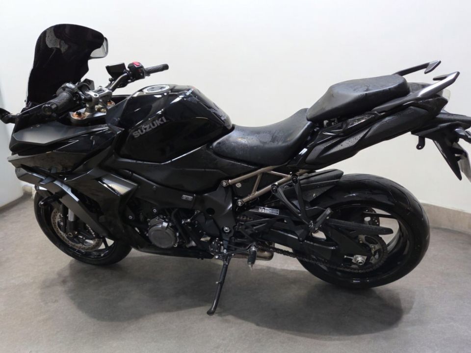 SUZUKI GSX-S 1000 GT 4