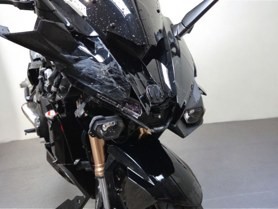 SUZUKI GSX-S 1000 GT 4