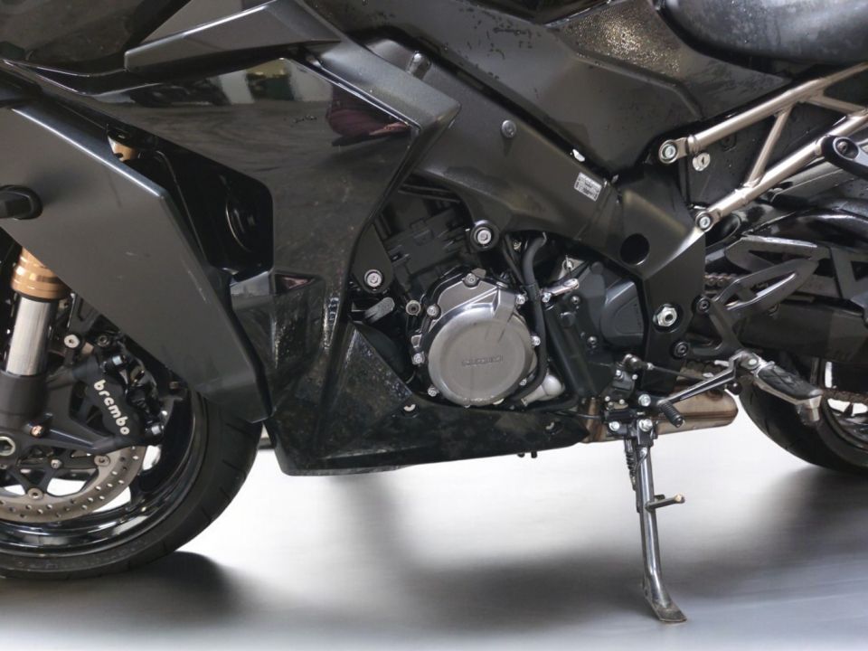 SUZUKI GSX-S 1000 GT 4