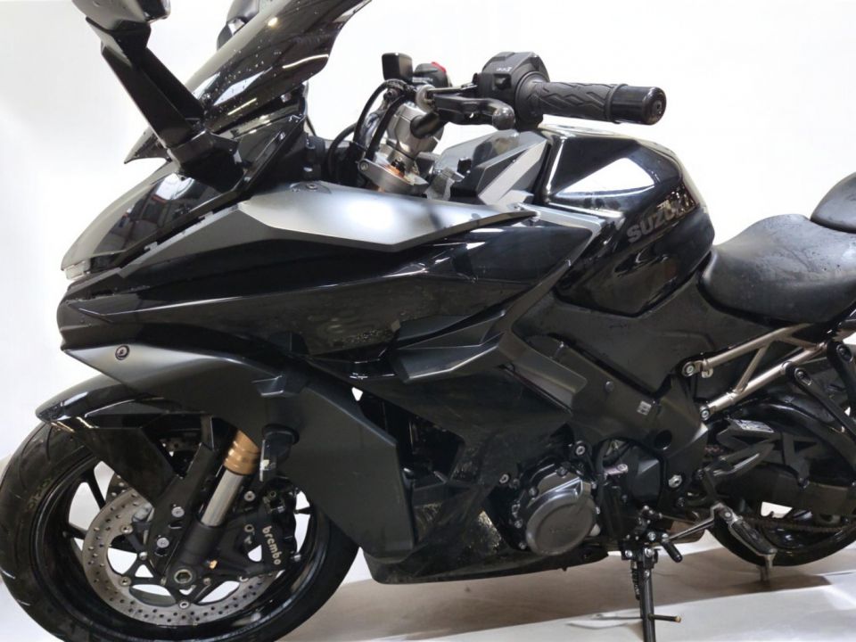 SUZUKI GSX-S 1000 GT 4