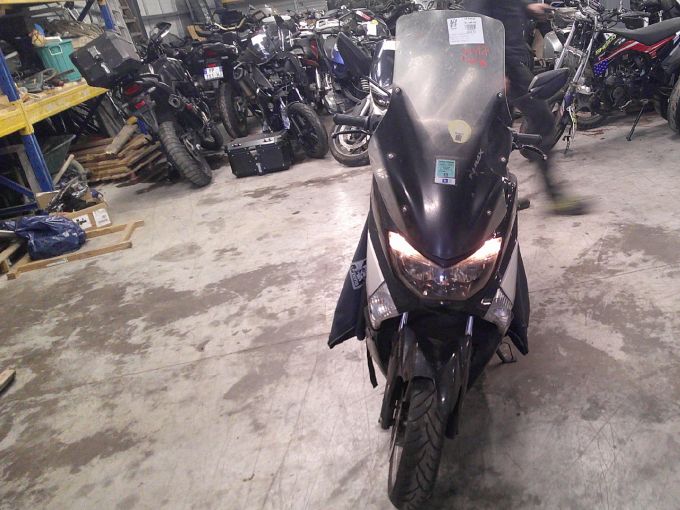 YAMAHA NMAX 125 4