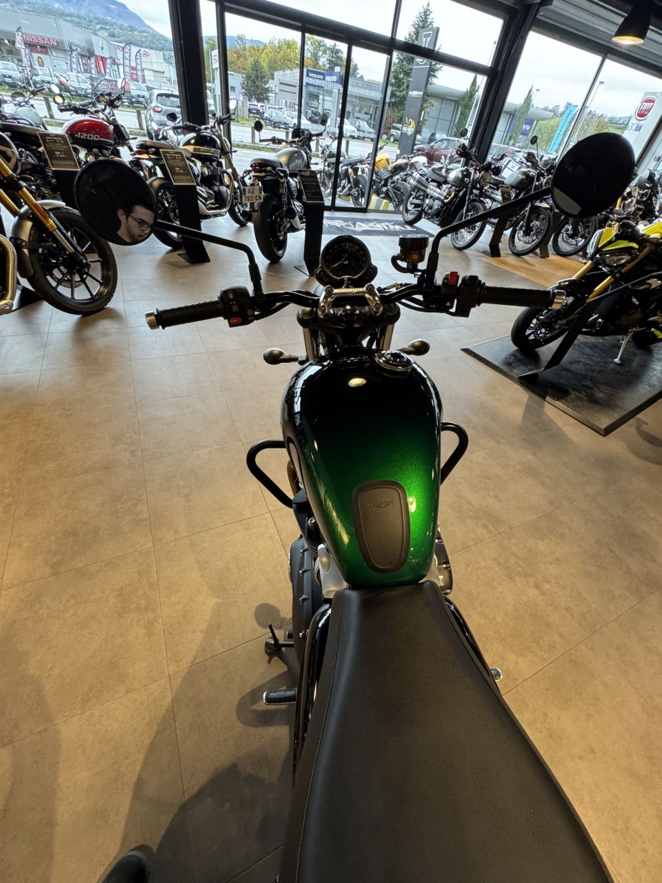 TRIUMPH SPEED TWIN 900 4