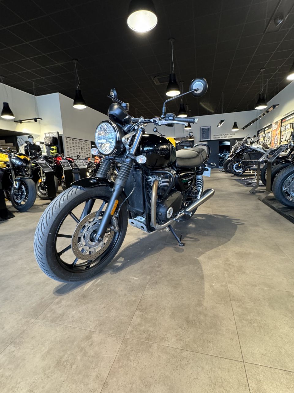 TRIUMPH SPEED TWIN 900 4