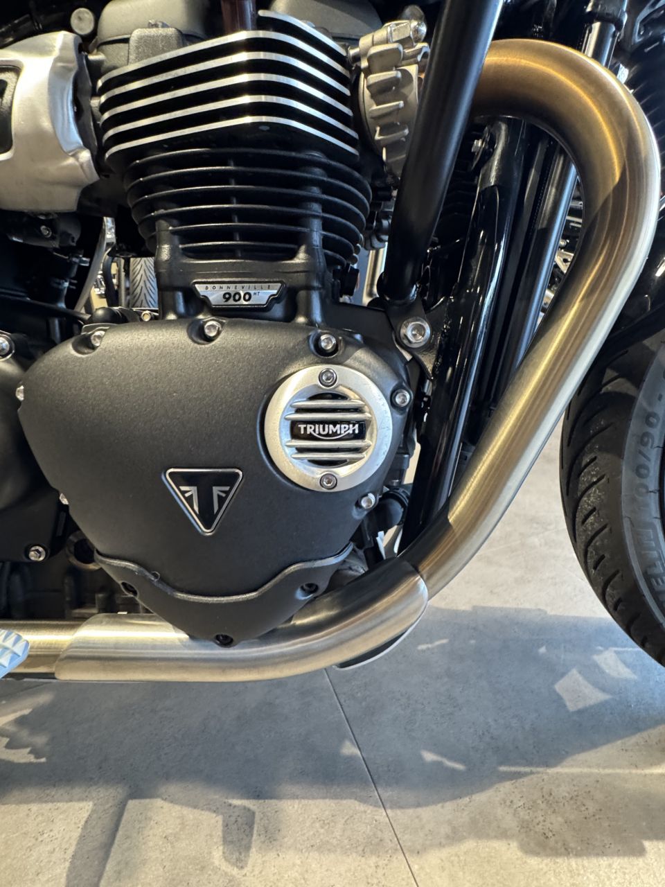 TRIUMPH SPEED TWIN 900 4