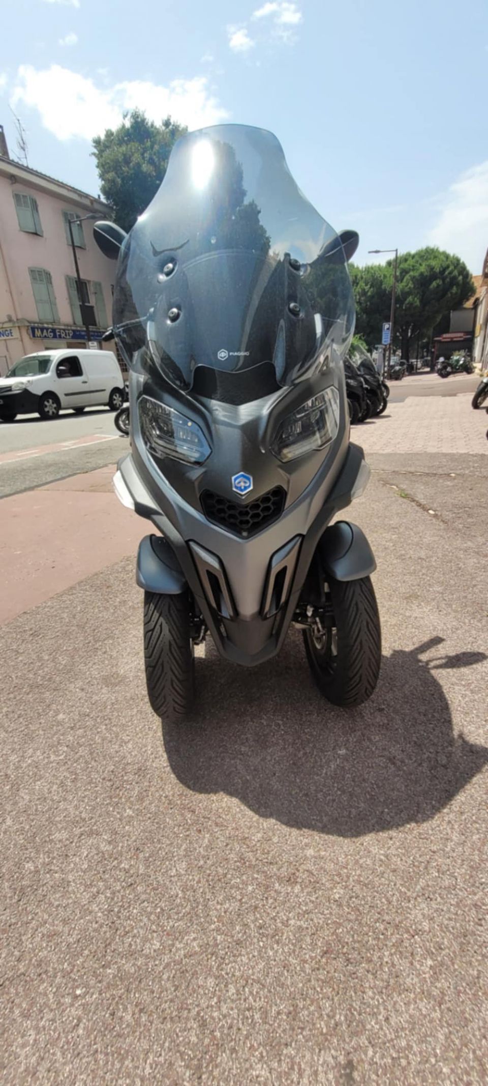 PIAGGIO MP3 530 HPE EXCLUSIVE 4