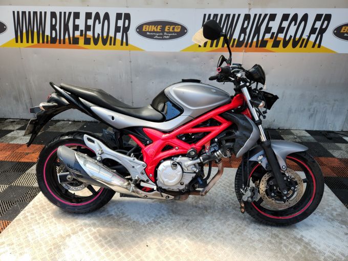 SUZUKI SFV 650 GLADIUS 4