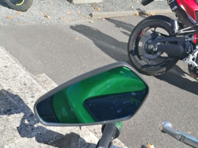 KAWASAKI ER-6 (47.5CV) 4