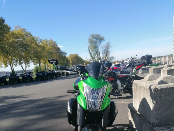 KAWASAKI ER-6 (47.5CV) 4