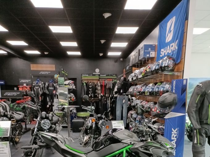 KAWASAKI ZH2 SE NEUF OKMS 2025 PACK PERFORMANCE A SAISIR Z H2 4