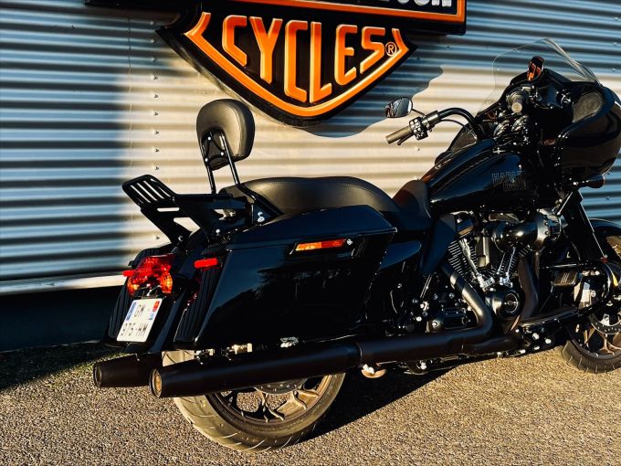 HARLEY-DAVIDSON TOURING ROAD GLIDE 1923 ST 4