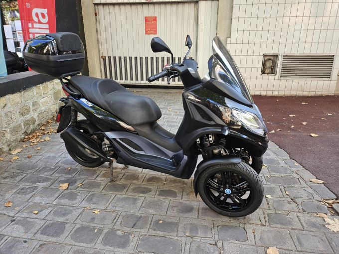 PIAGGIO MP3 300 LT 4