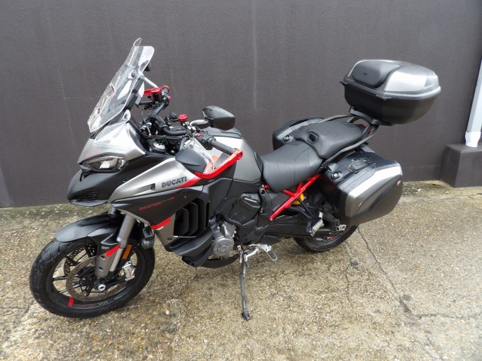 DUCATI MULTISTRADA V4S GRAND TOUR 4