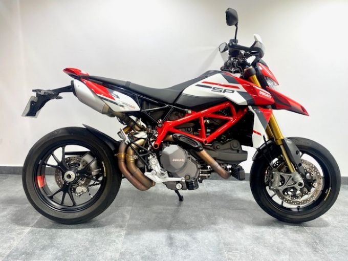 DUCATI HYPERMOTARD SP 4