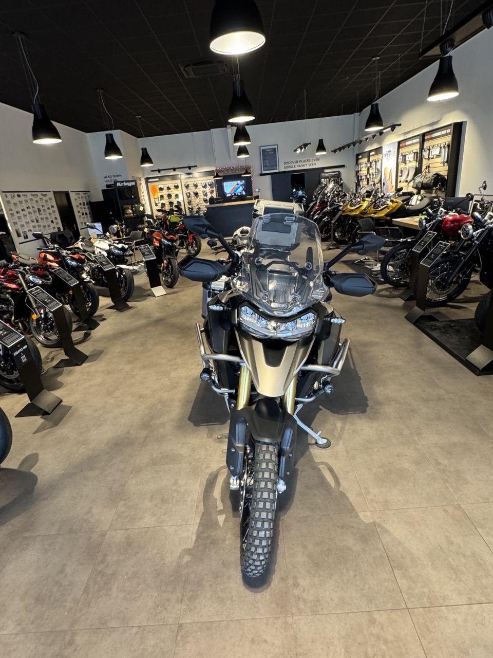 TRIUMPH TIGER 1200 EXPLORER 4