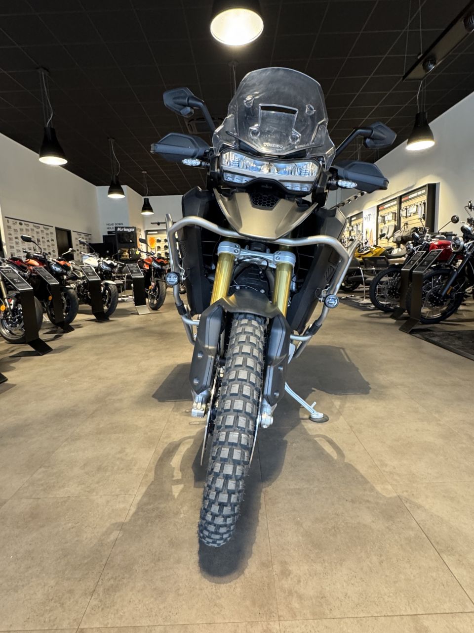 TRIUMPH TIGER 1200 EXPLORER 4