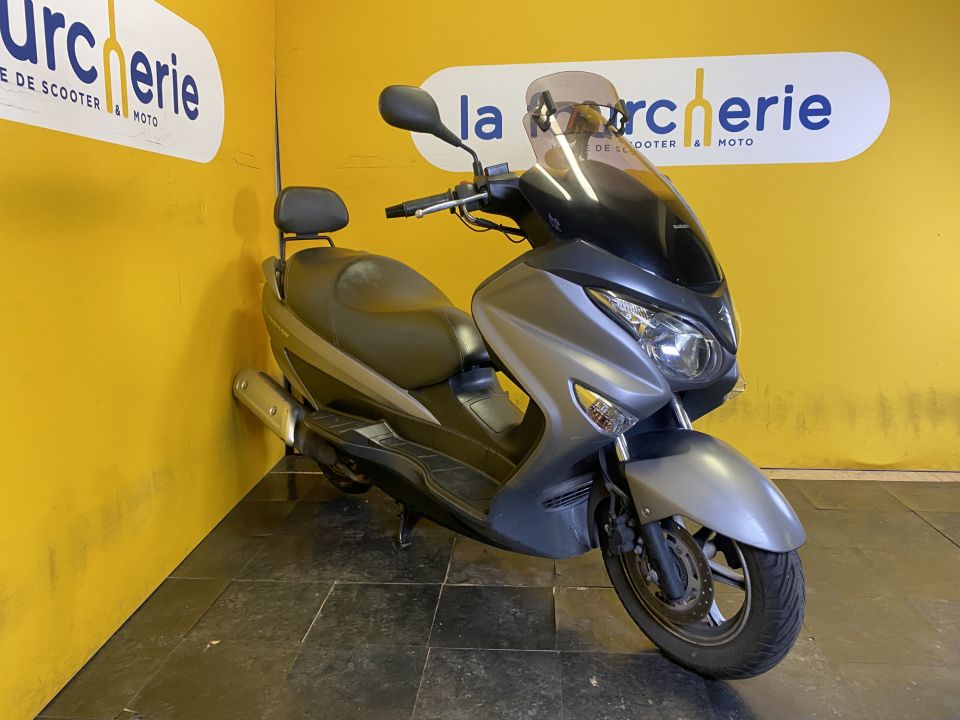 SUZUKI BURGMAN 125 4