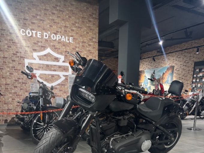 HARLEY-DAVIDSON SOFTAIL FAT BOB 1800 4