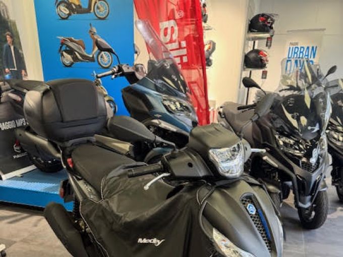 PIAGGIO Medley S 125 IGET ABS E5 4