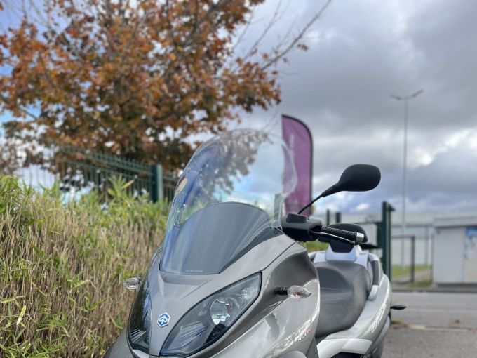PIAGGIO MP3 400 4