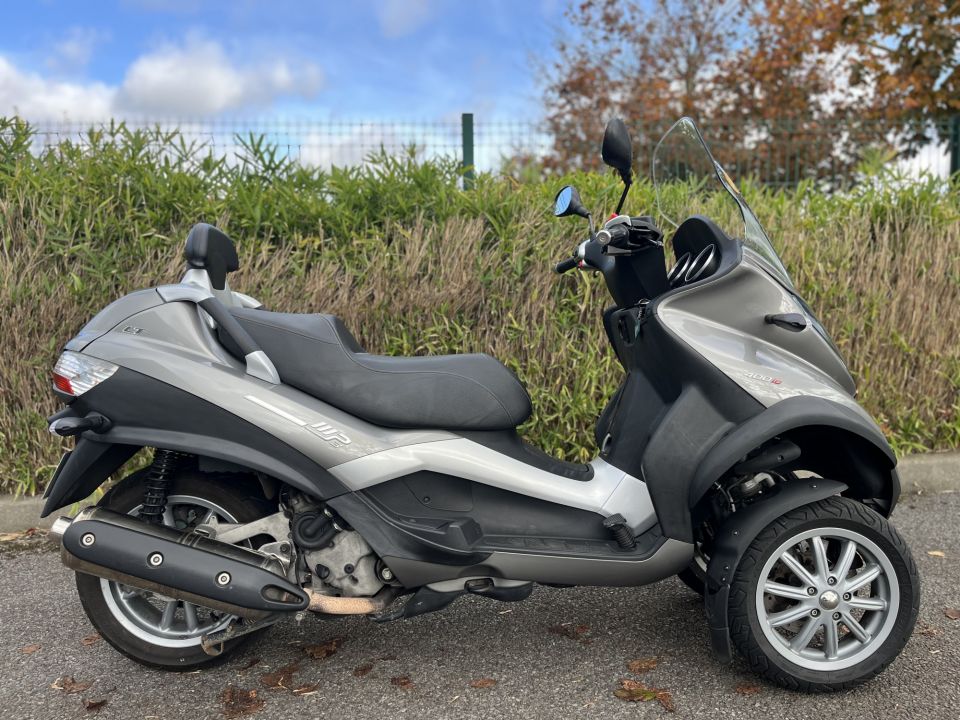 PIAGGIO MP3 400 4