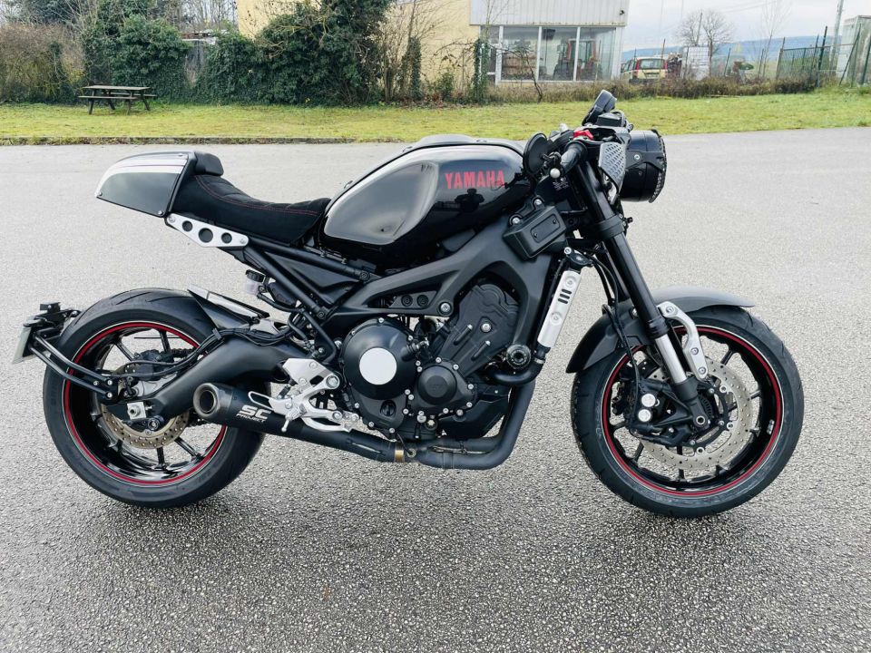 YAMAHA XSR 900 4
