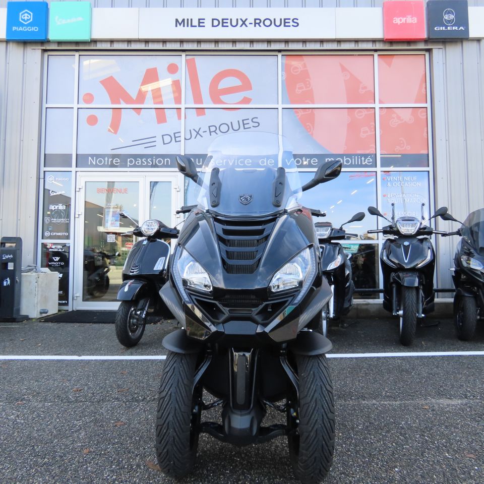 PEUGEOT METROPOLIS 400 SW 4