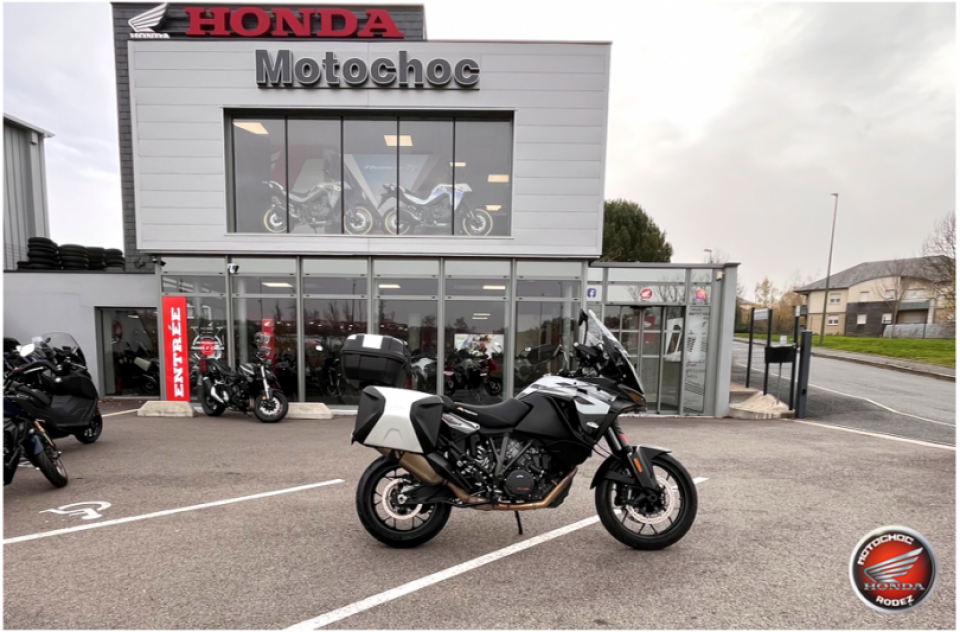 KTM 1290 SUPER ADVENTURE S 4