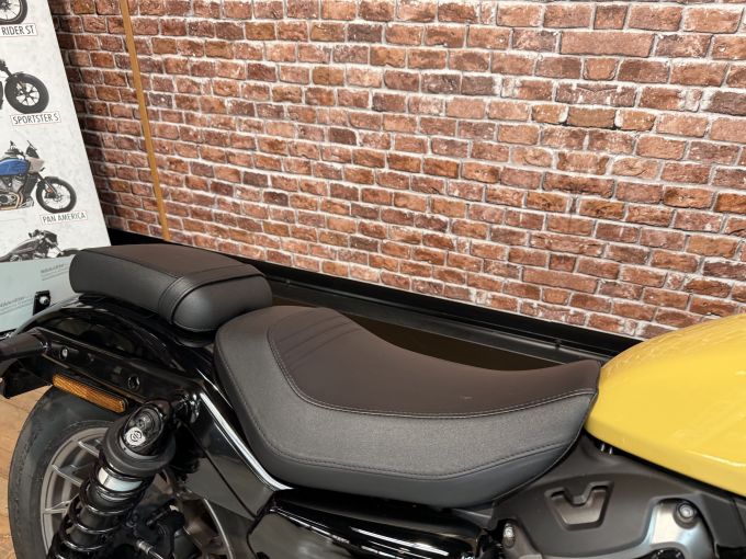 HARLEY-DAVIDSON SPORTSTER NIGHTSTER 975 SPECIAL 4