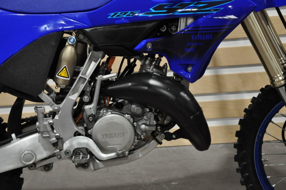 YAMAHA YZ 125 4