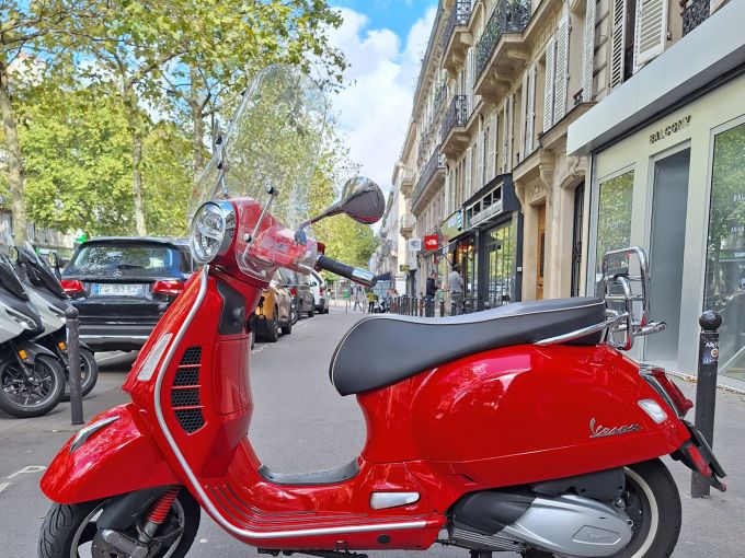 PIAGGIO GTS 300 4