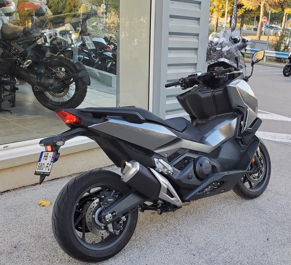 HONDA NSS FORZA 750 4