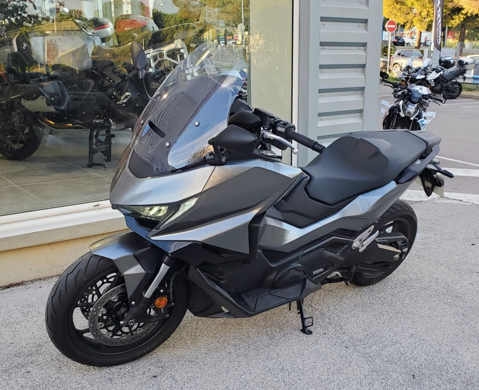 HONDA NSS FORZA 750 4