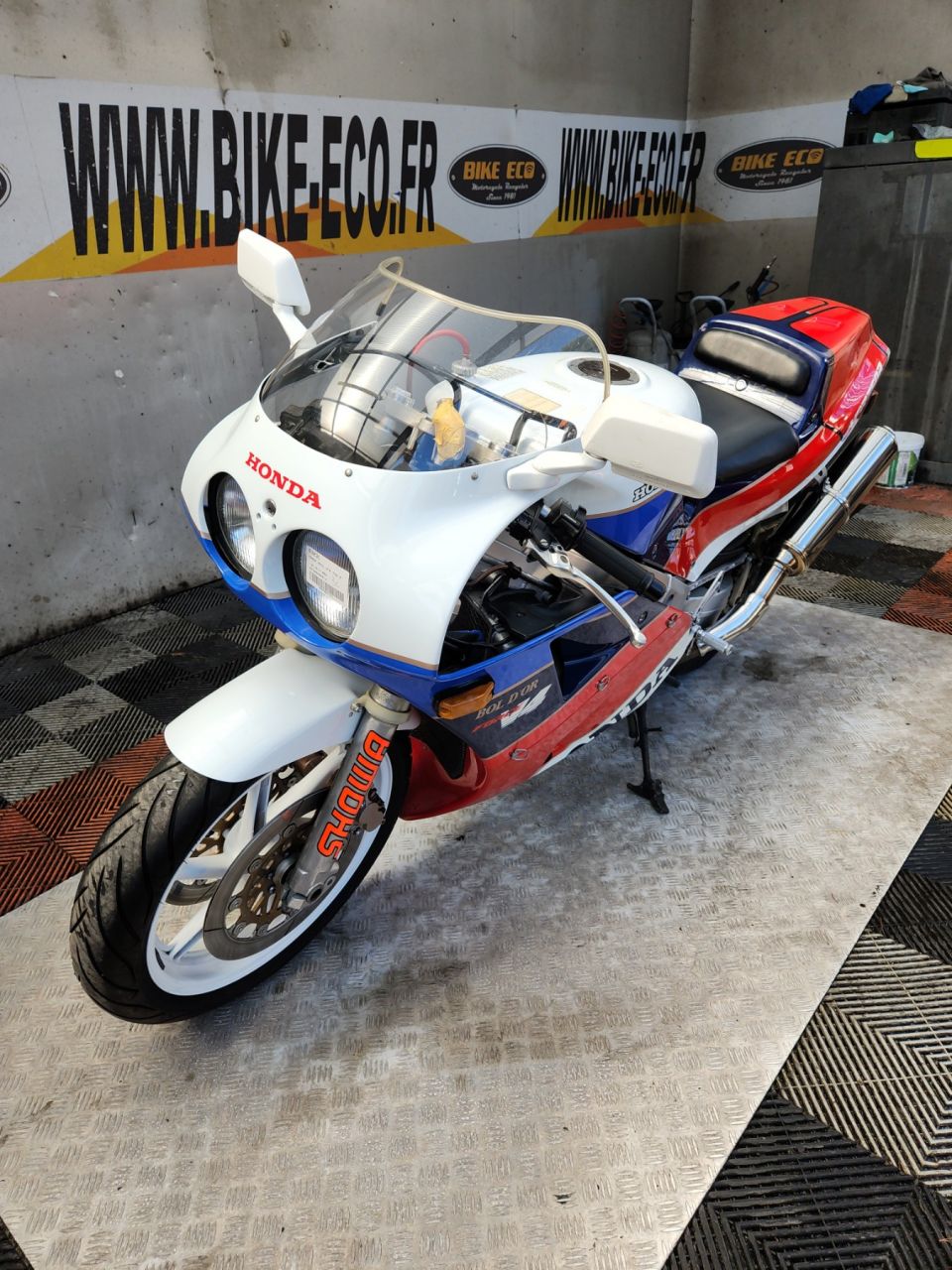 HONDA VFR 4