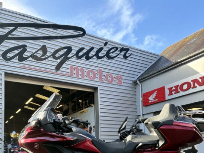 HONDA GL1800 GOLDWING 4