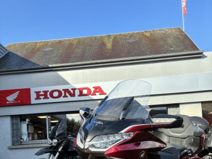 HONDA GL1800 GOLDWING 4