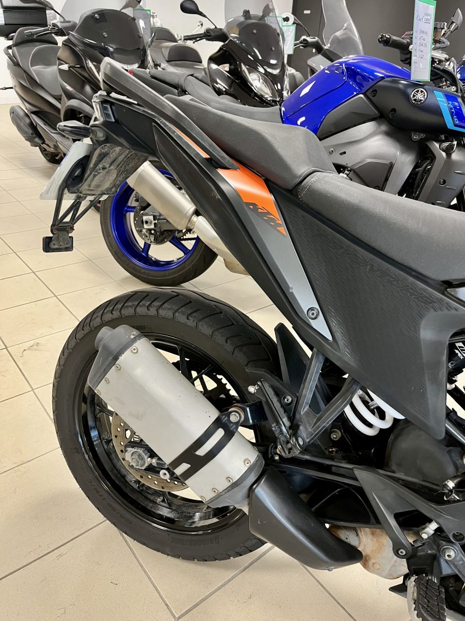 KTM 390 ADVENTURE 4