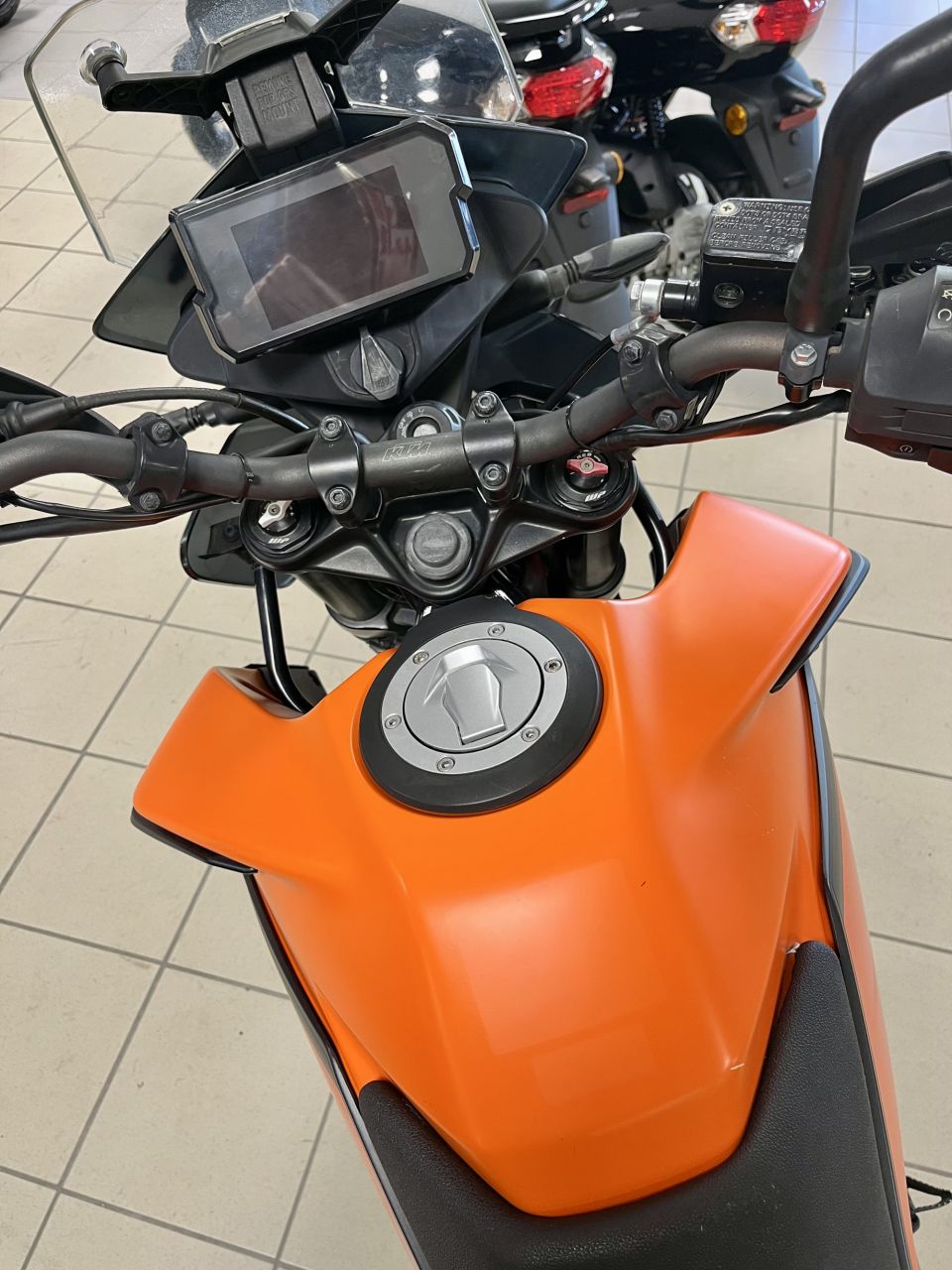 KTM 390 ADVENTURE 4