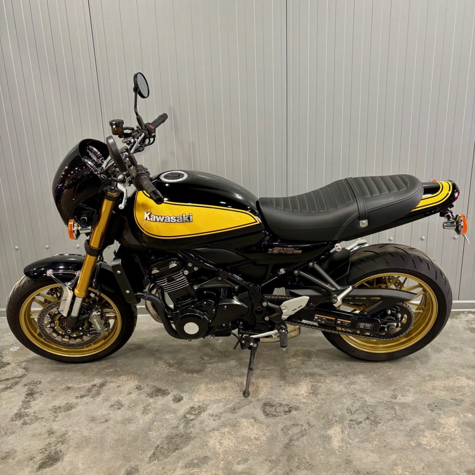 KAWASAKI Z900 RS SE 4