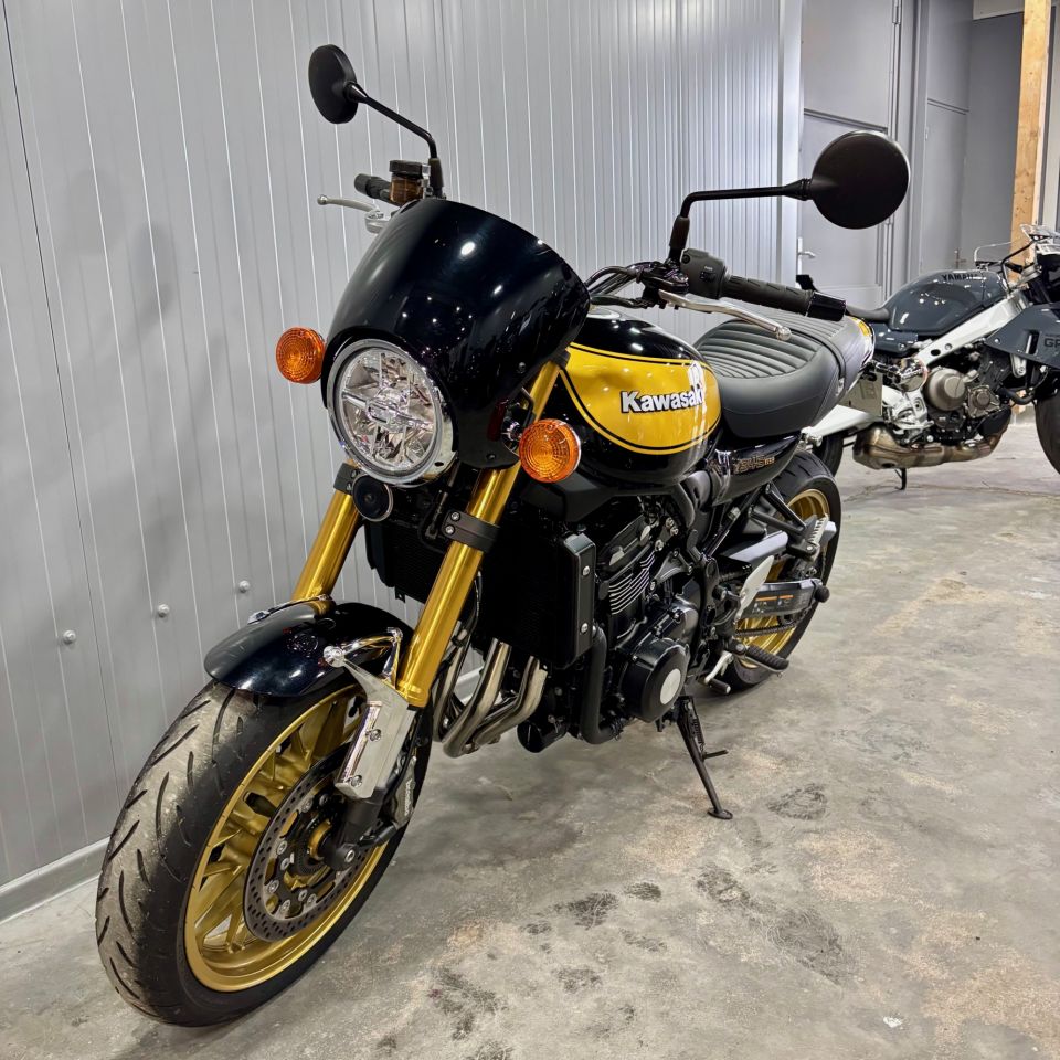 KAWASAKI Z900 RS SE 4