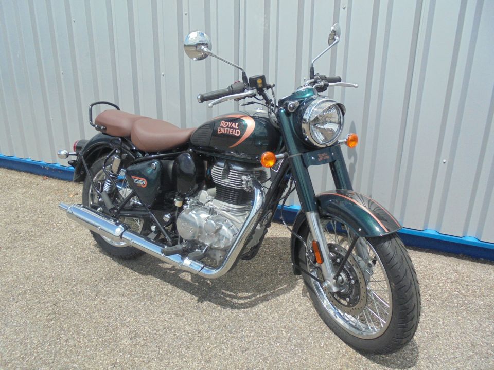 ROYAL ENFIELD CLASSIC 4