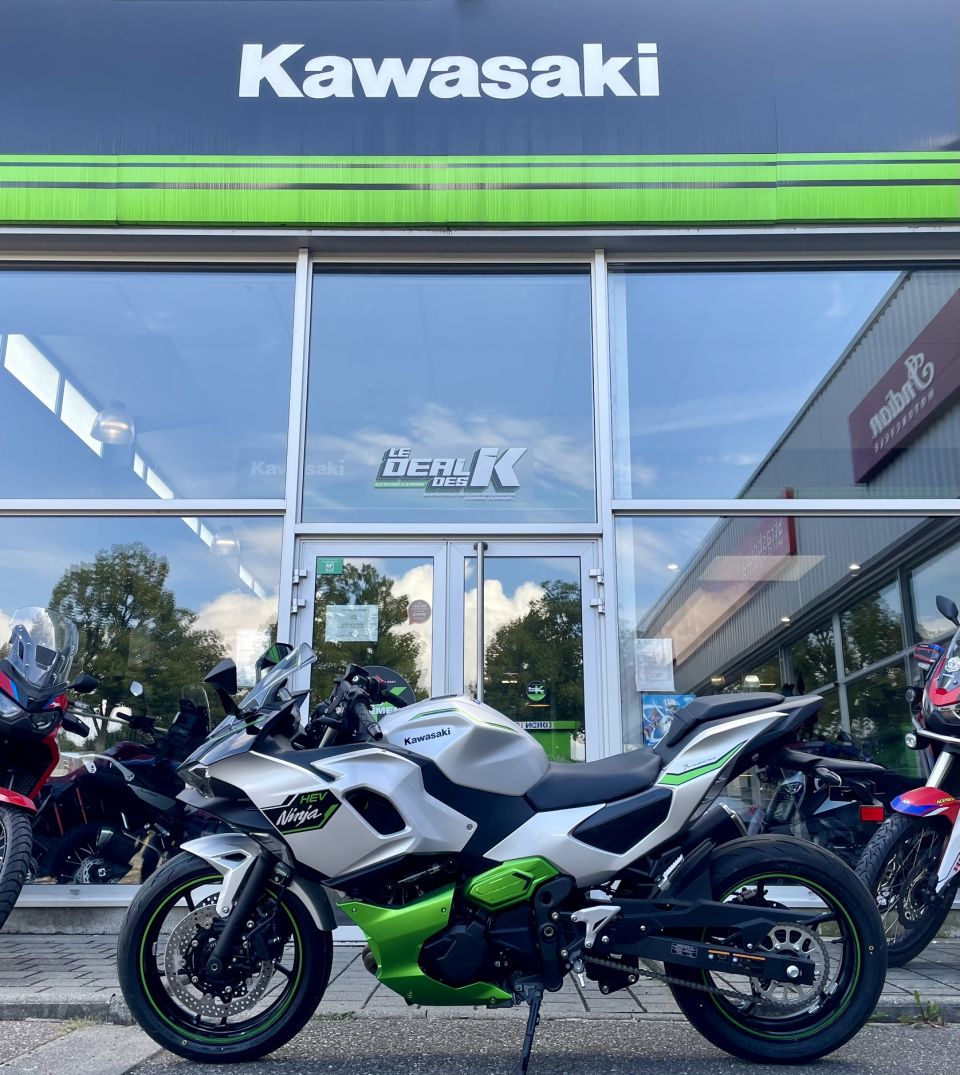 KAWASAKI Ninja 7 Hybrid 4
