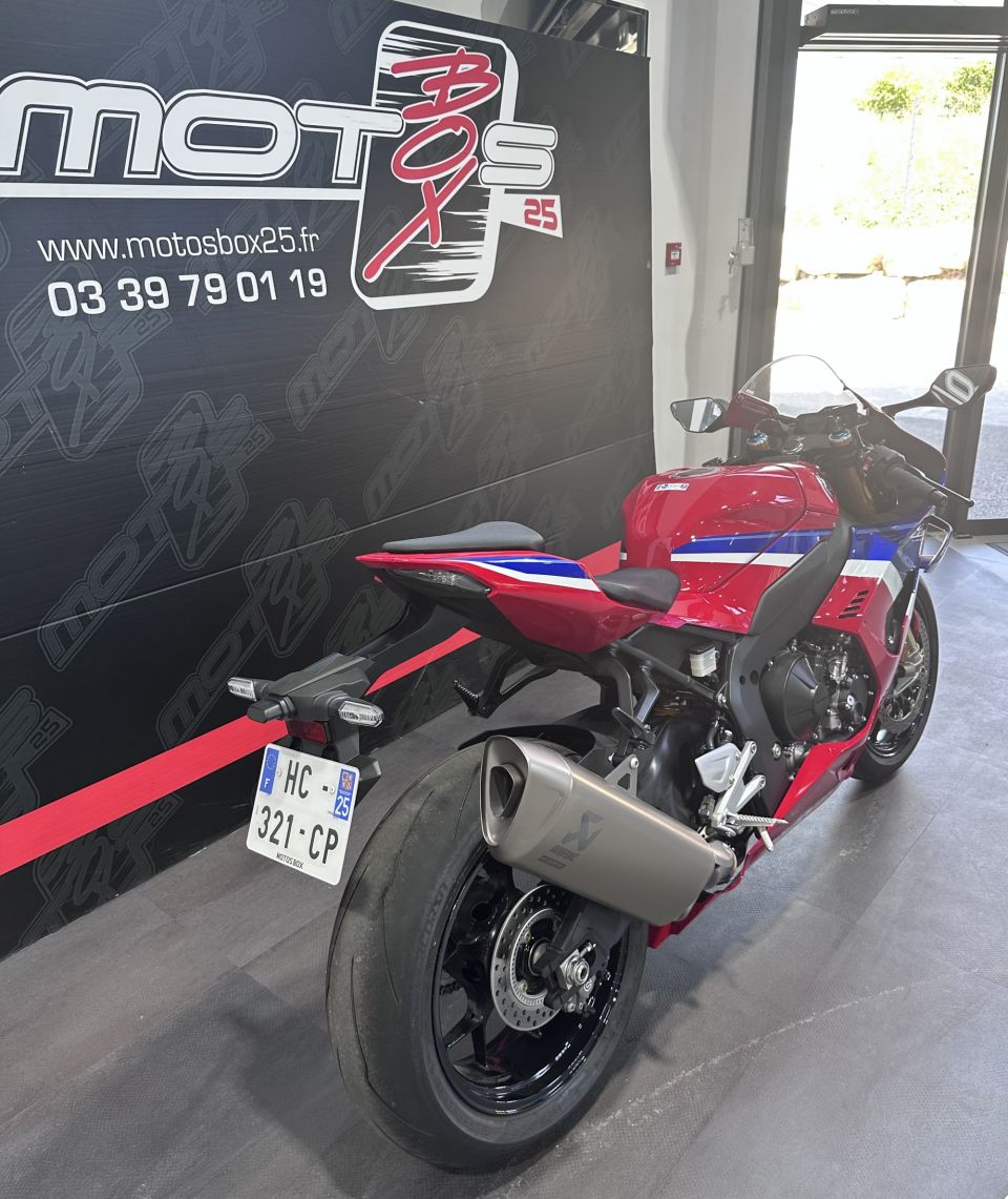 HONDA CBR 1000  RR-R FIREBLADE SP 4