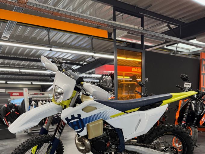 HUSQVARNA TE 250 I 4